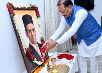 मुख्यमंत्री साय बोले – सामाजिक जागरण के प्रखर प्रतीक थे वीर सावरकर  