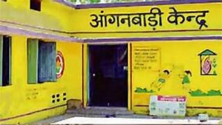 नक्सल मुक्त जिलों के भवनविहीन आंगनबाड़ी केन्द्रों को मिलेंगे पक्के भवन : मुख्यमंत्री साय के निर्देश   