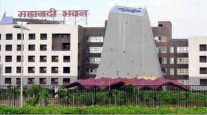 स्कूल शिक्षा विभाग में तबादला : 28 अधिकारी और प्राचार्यों के थोक में तबादले