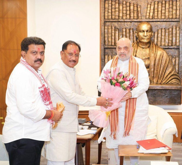  छत्तीसगढ़ में अखिल भारतीय आयुर्वेद संस्थान के स्थापना का प्रस्ताव : अमित शाह से मिले मुख्यमंत्री विष्णुदेव साय