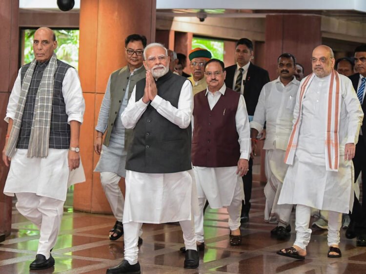 अब मानसून सत्र में आ सकता है परिसीमन विधेयक : दो तिहाई बहुमत से कितनी दूर NDA, राज्यसभा का भी जानें हाल