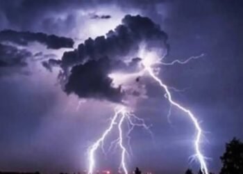 आकाशीय बिजली का कहर : 5 वर्षीय मासूम समेत 3 की मौत, एक बच्चा गंभीर रूप से घायल