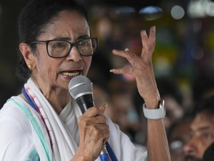 भड़की ममता बनर्जी : कहा-मुझे रोकना है तो मार डालो