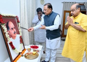 डॉ. श्यामा प्रसाद मां भारती के सच्चे सपूत थे : मुख्यमंत्री विष्णुदेव साय ने मुखर्जी की 125वीं जयंती पर किया नमन