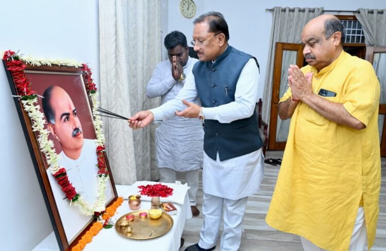 डॉ. श्यामा प्रसाद मां भारती के सच्चे सपूत थे : मुख्यमंत्री विष्णुदेव साय ने मुखर्जी की 125वीं जयंती पर किया नमन