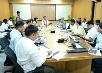 उप मुख्यमंत्री श्री विजय शर्मा ने पुनर्वास एवं नक्सल प्रभावित परिवारों के लिए संचालित योजनाओं की समीक्षा की