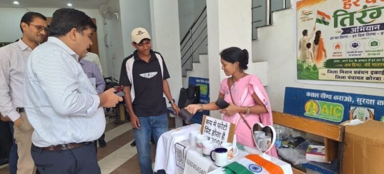 आजादी के उत्सव में आत्मनिर्भरता की झलक, ‘जय माता दी’ समूह के उत्पाद बने आकर्षण का केंद्र