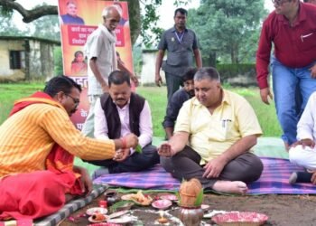 केदमा में तिरंगे की शान के साथ विकास की नई सौगातें