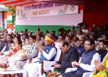 स्वतंत्रता दिवस समारोह: शालेय विद्यार्थियों की सांस्कृतिक प्रस्तुतियों ने बांधा समां