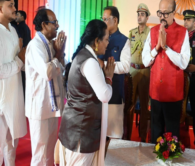 स्वतंत्रता दिवस पर लोकभवन में आयोजित हुआ ‘स्वागत समारोह