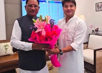 छत्तीसगढ़ के दूरस्थ क्षेत्रों को मिलेगी मजबूत डिजिटल पहचान, 2,305 नए मोबाइल टावरों के लिए मुख्यमंत्री श्री विष्णु देव साय ने केंद्र से मांगी मंजूरी