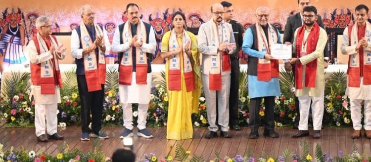 एम्स रायपुर का तीसरा दीक्षांत समारोह