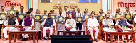 राज्यपाल शिक्षक पुरस्कार से सम्मानित हुए शिक्षक कन्हैया साहू एवं विशेषर साहू