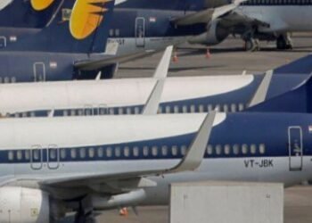 17 साल की थकान मिटाकर लौटा थर्ड रनवे, अब नहीं होगा आसमान में जाम का झाम, 20 सितंबर से शुरू होंगी उड़ानें