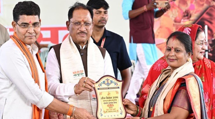 माताओं-बहनों का सम्मान, सुरक्षा और आर्थिक सशक्तिकरण हमारी सर्वोच्च प्राथमिकता : मुख्यमंत्री श्री विष्णु देव साय
