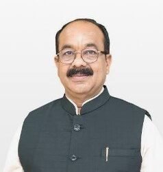 उप मुख्यमंत्री श्री अरुण साव के निर्देश पर एक्शन में पीडब्ल्यूडी, सड़कों की मरम्मत युद्धस्तर पर शुरू