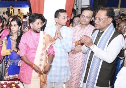 मुख्यमंत्री निवास में गरबा महोत्सव की धूम, भक्ति और उल्लास के रंग में रंगा आयोजन
