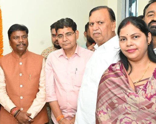 घर बैठे वाहन संबंधी आवश्यक कार्य पूर्ण करने की मिलेगी सुविधा – मंत्री श्री केदार कश्यप