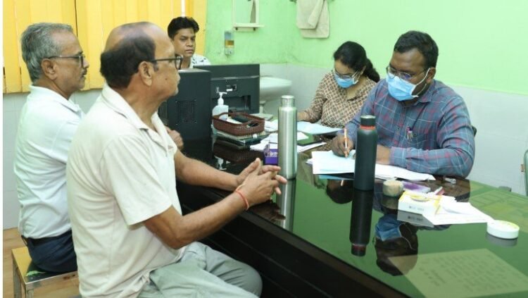 सेवा संकल्प में कलेक्टर ने वृद्धजनों का किया सम्मान